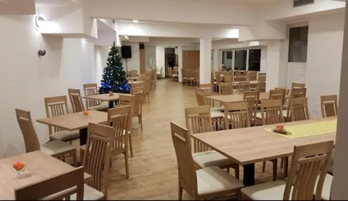 And Restaurant Ana بيت ضيافة